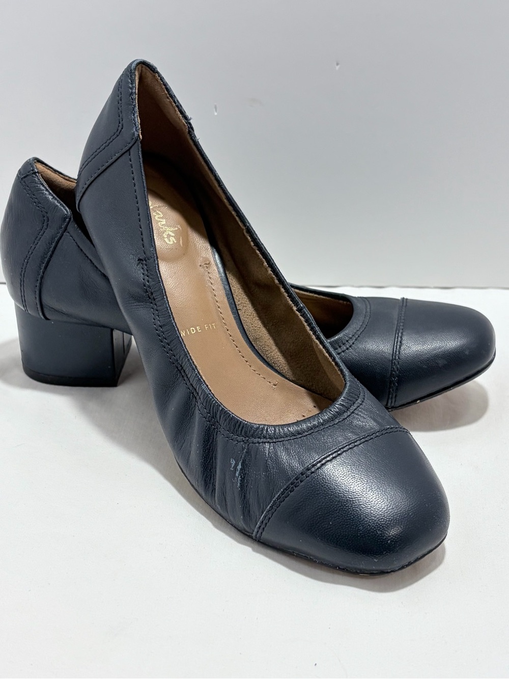 Clarks Navy Blue Wide Leather Slip On Pumps Heels Shoes